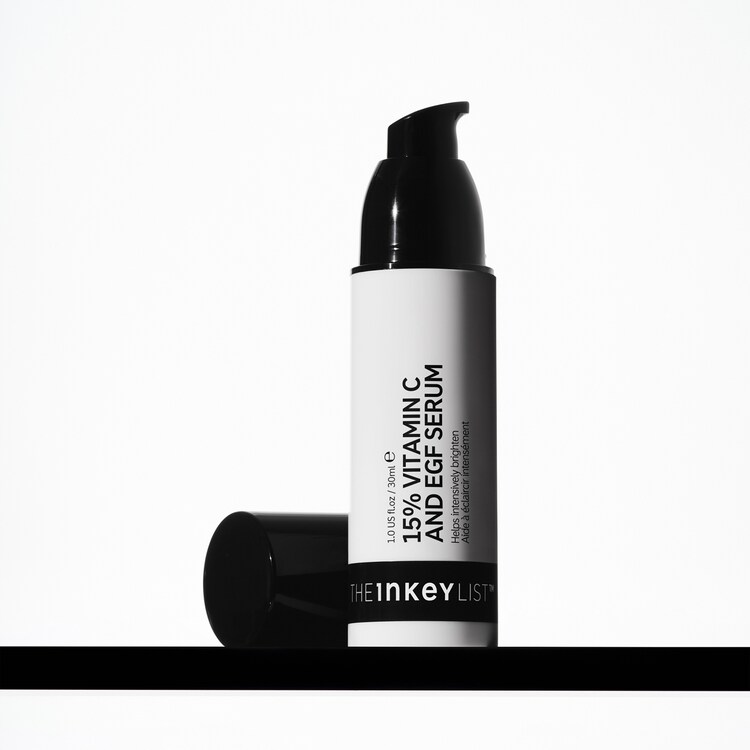 Rozjasňující sérum s 15 % vitamínu C a EGF