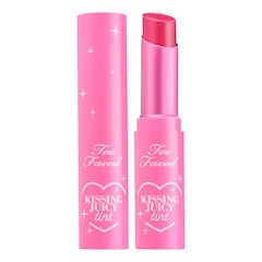 Kissing Juicy Tint &ndash; f&auml;rgat l&auml;ppbalsam, TOO FACED