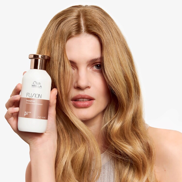 Fusion - Champú reparador intenso para cabello dañado y debilitado
