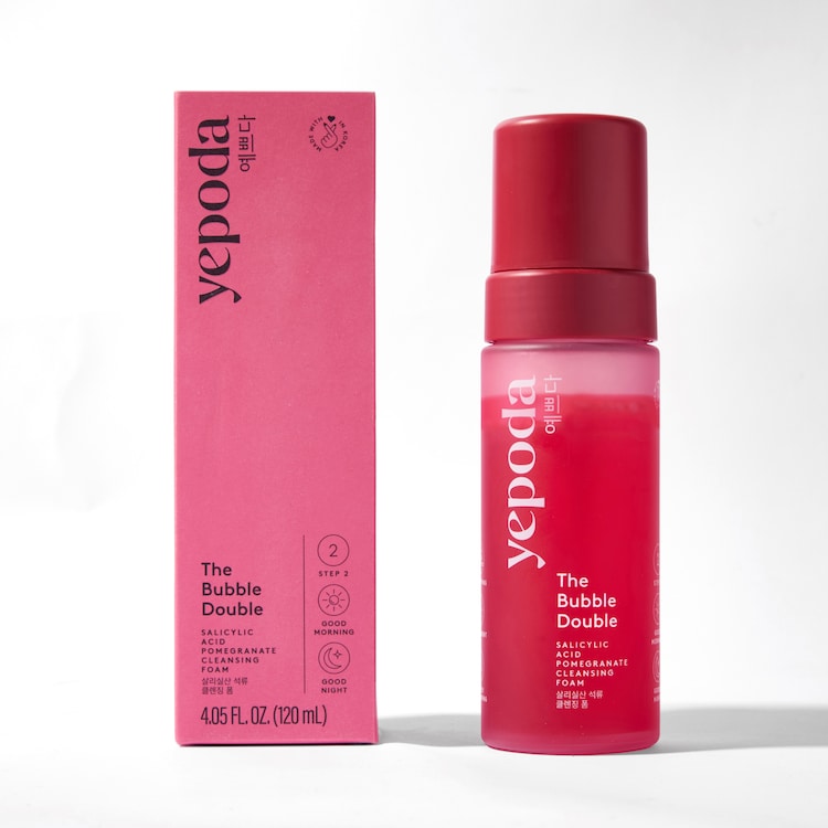 The Bubble Double - Mousse nettoyante à l'acide salicylique et à la grenade