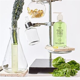 Superfood čistač za lice s hranjivim supernamirnicama